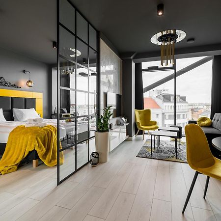 Q18 Aparthotel Bydgoszcz Bagian luar foto