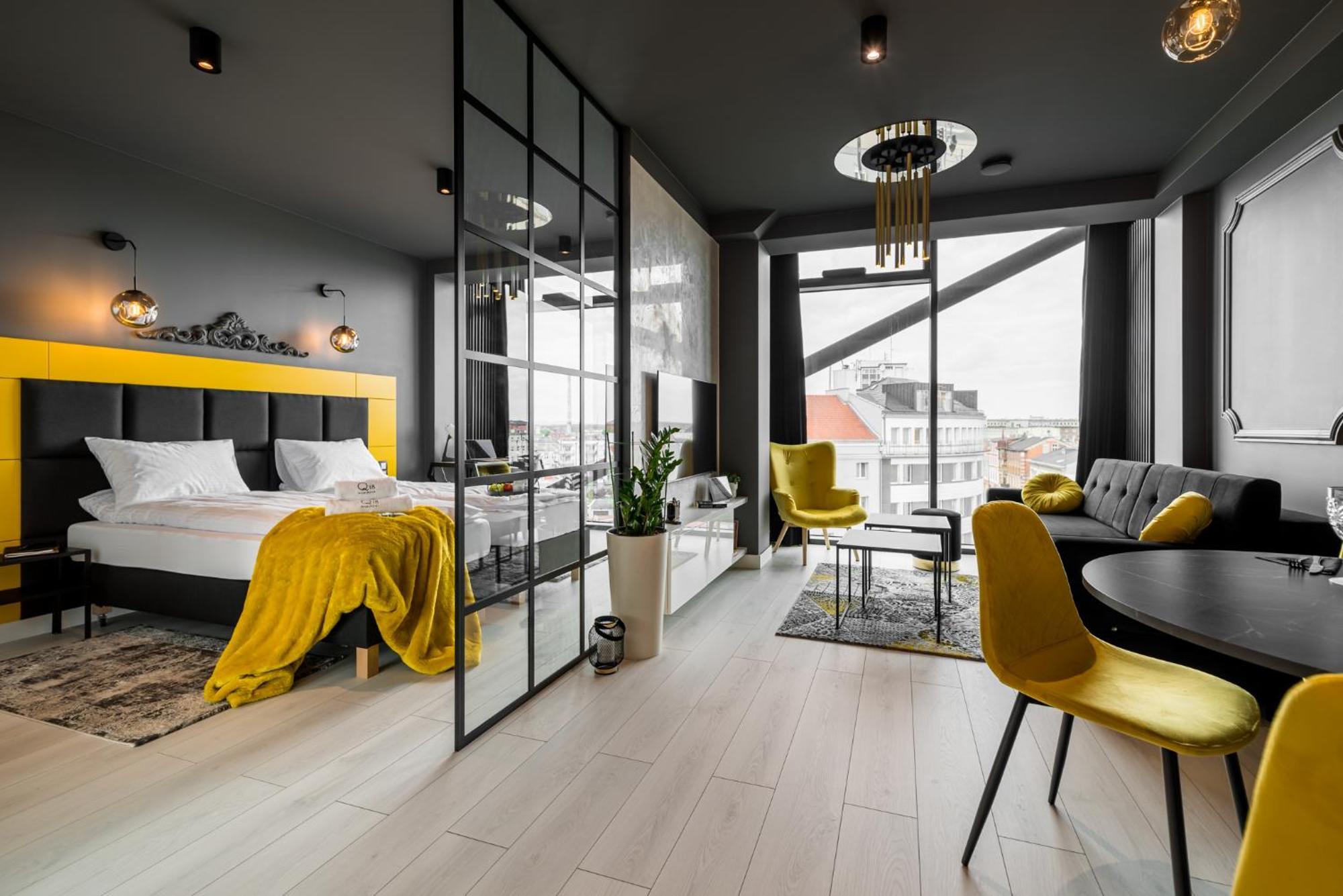 Q18 Aparthotel Bydgoszcz Bagian luar foto