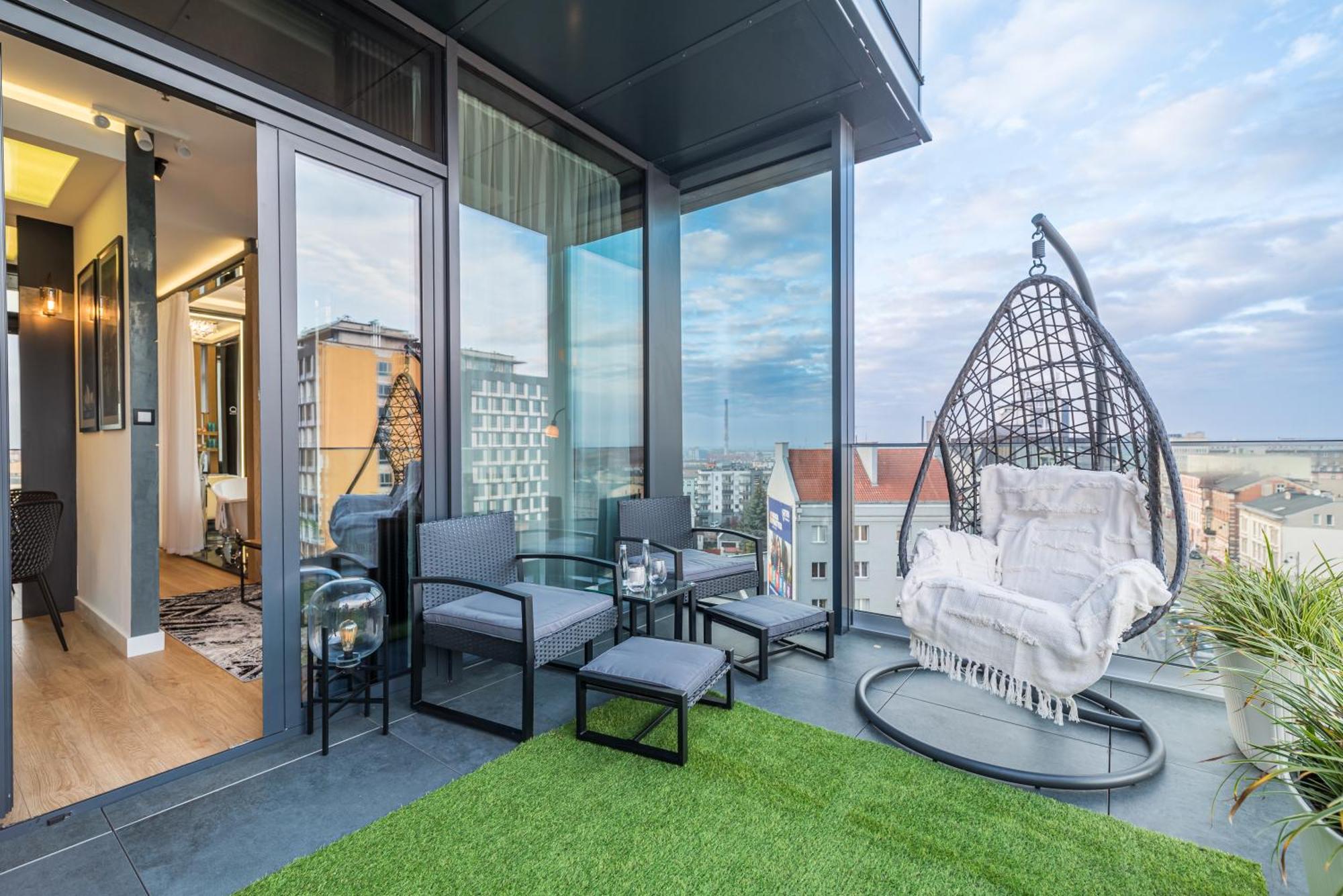 Q18 Aparthotel Bydgoszcz Bagian luar foto